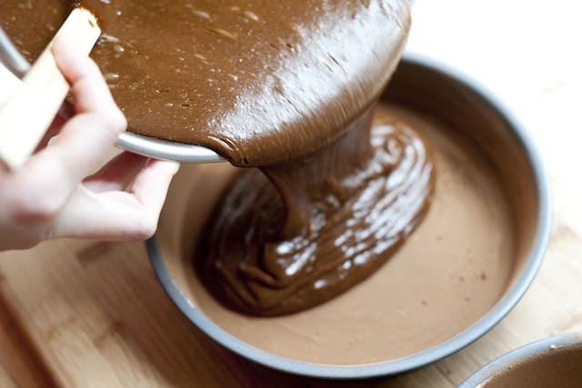 How To Make A Chocolate Cake