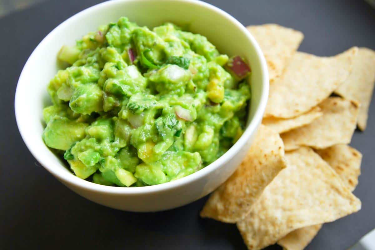 Easy, Five Minute Guacamole Recipe Homemade Guacamole
