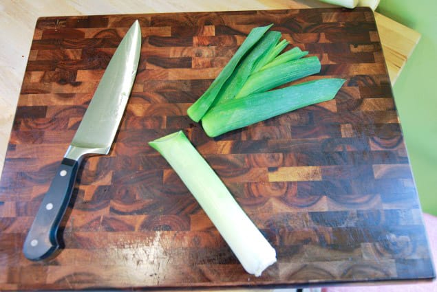 Cleaning Leeks: Step 1 Cleaning Leeks: Step 1