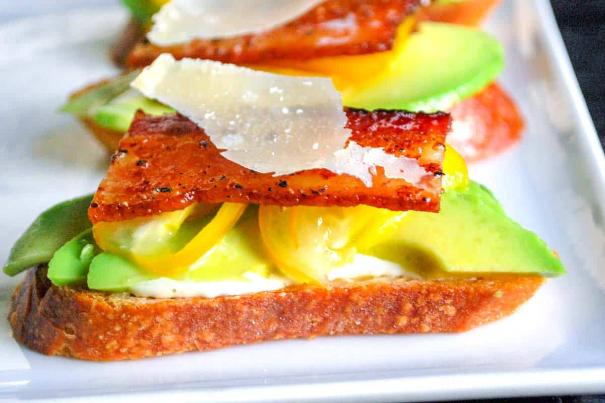 Bacon, Tomato and Avocado Open-Faced Sandwiches Bacon, Tomato and Avocado Open-Faced Sandwiches