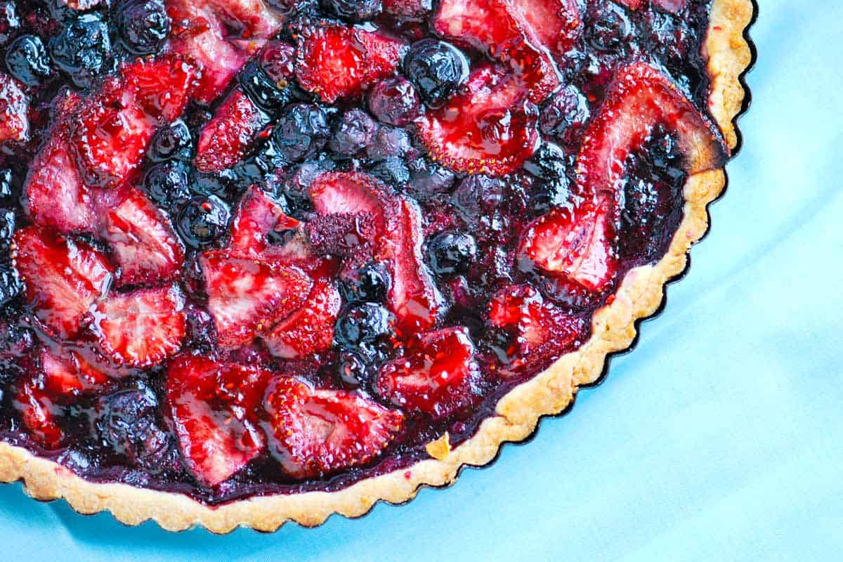 Homemade Blueberry and Strawberry Tart Recipe Homemade Blueberry and Strawberry Tart Recipe