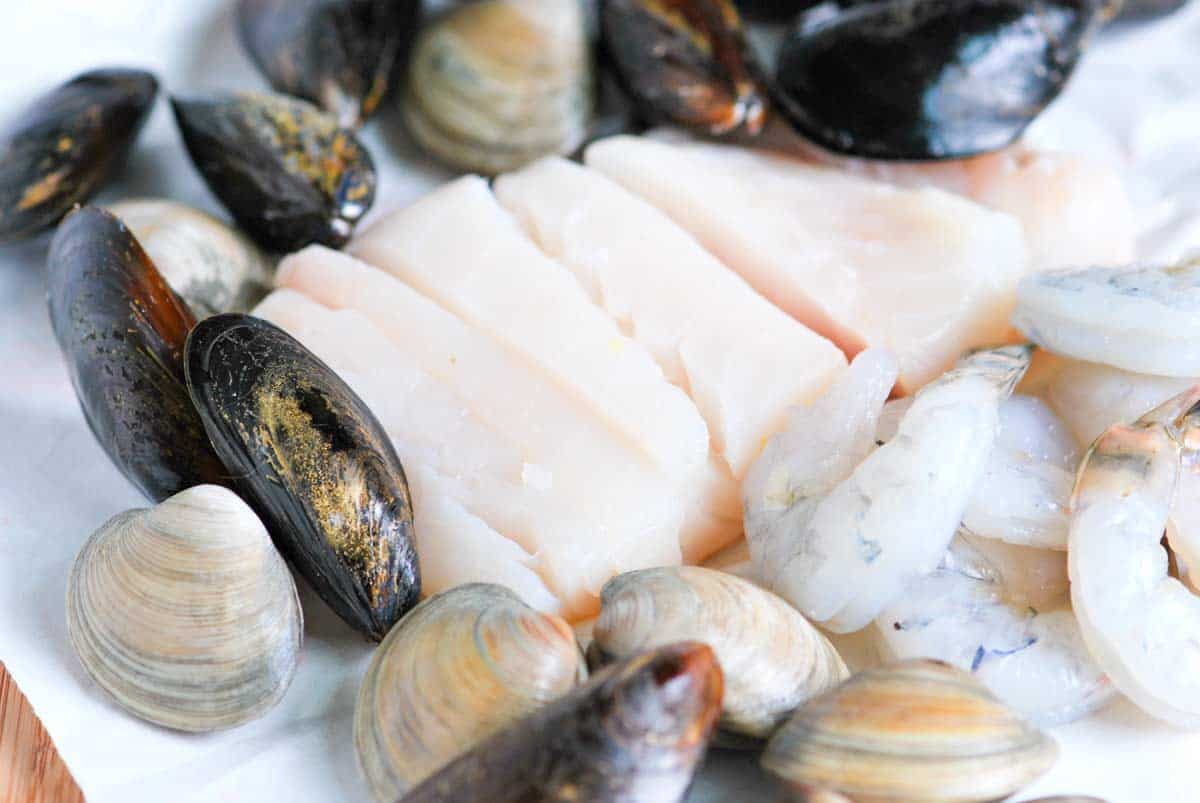 Seafood Stew with White Wine, Garlic and Fennel Seafood for Seafood Stew (halibut, shrimp, mussels, and clams)