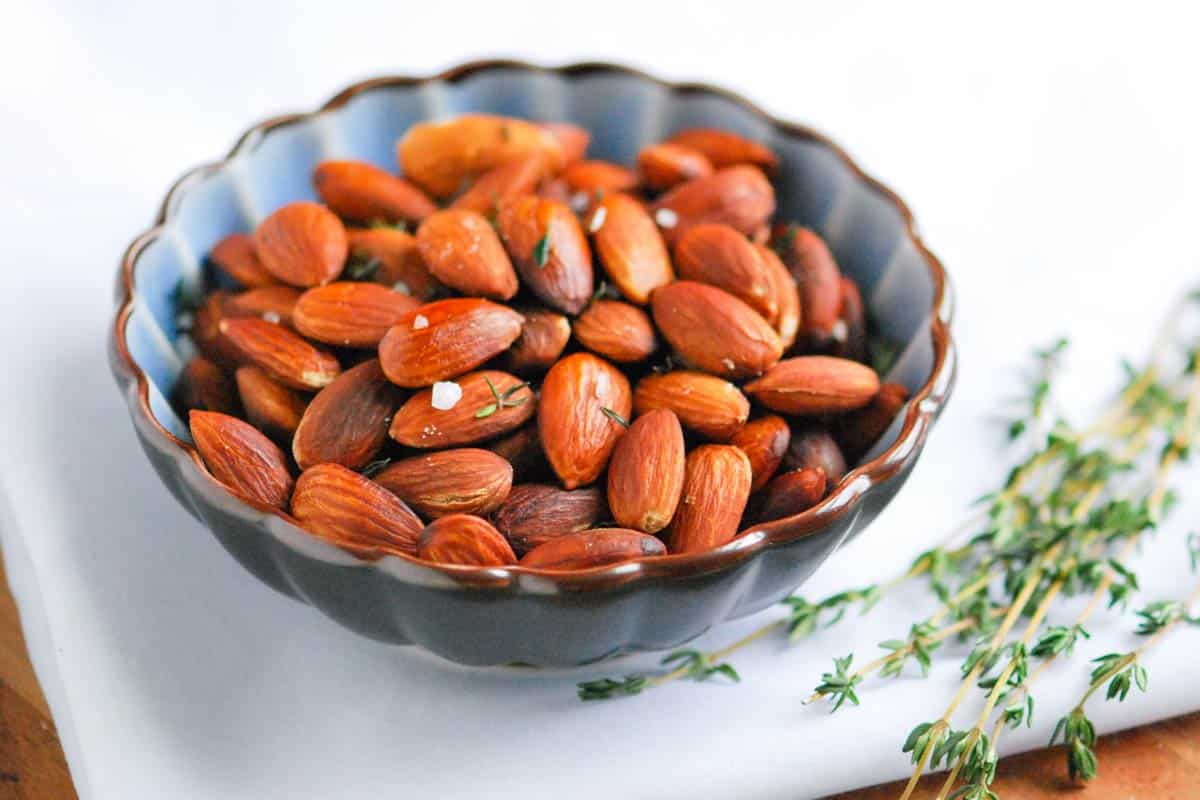 Roasted Almonds with Sea Salt and Thyme Roasted Almonds with Sea Salt and Thyme