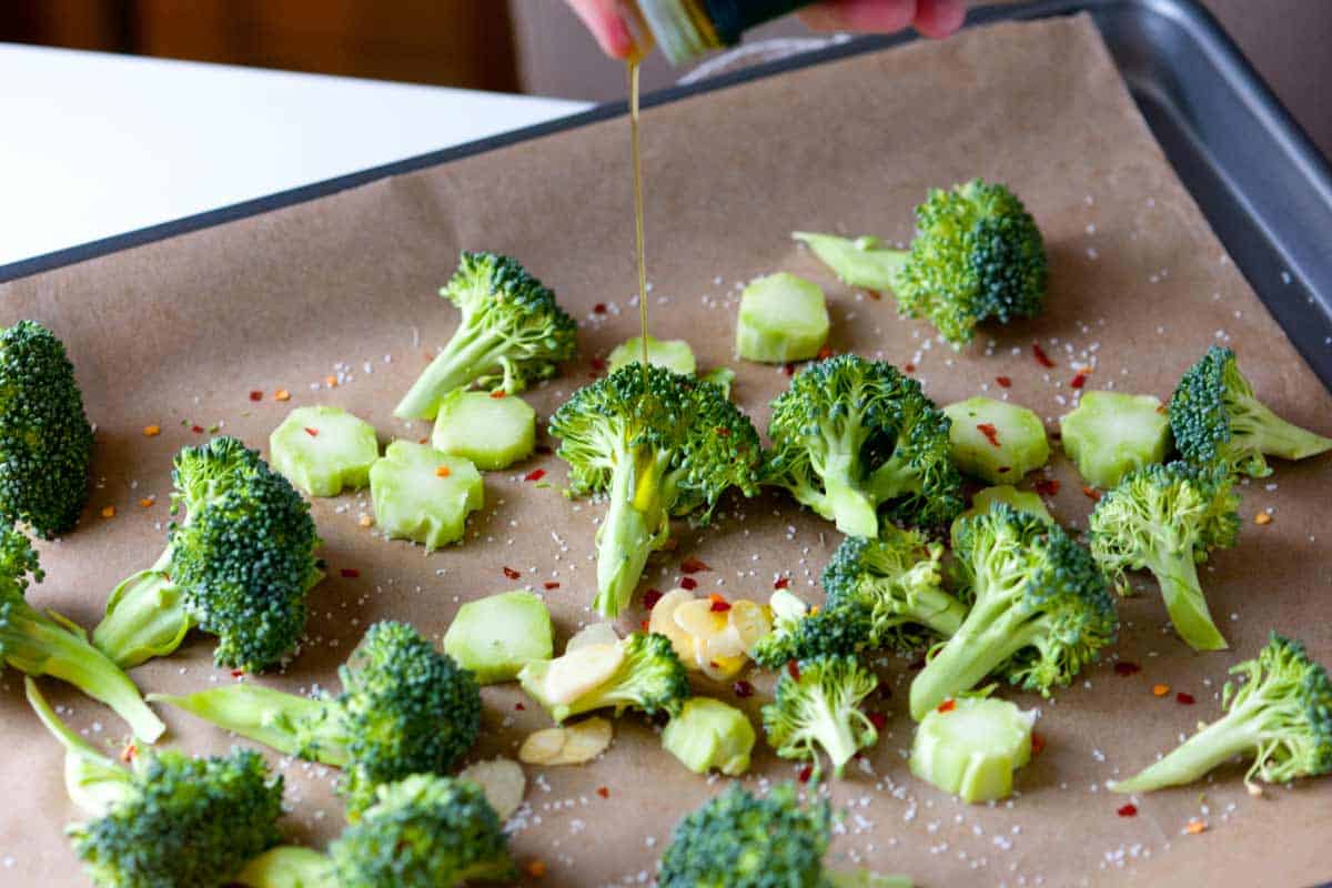 How to Bake Broccoli in the Oven