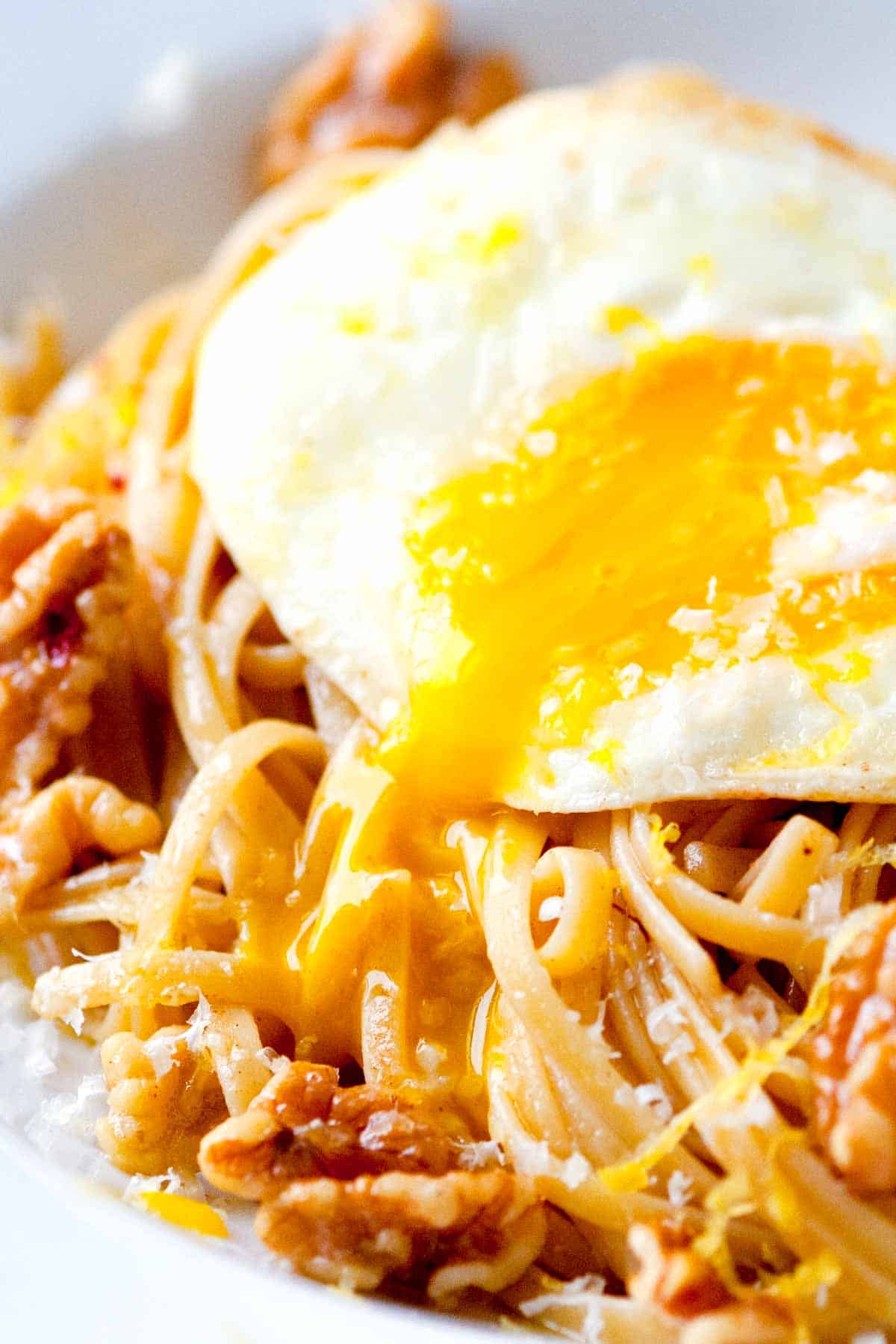 How to Make Pasta with Brown Butter, Walnuts and a Fried Egg