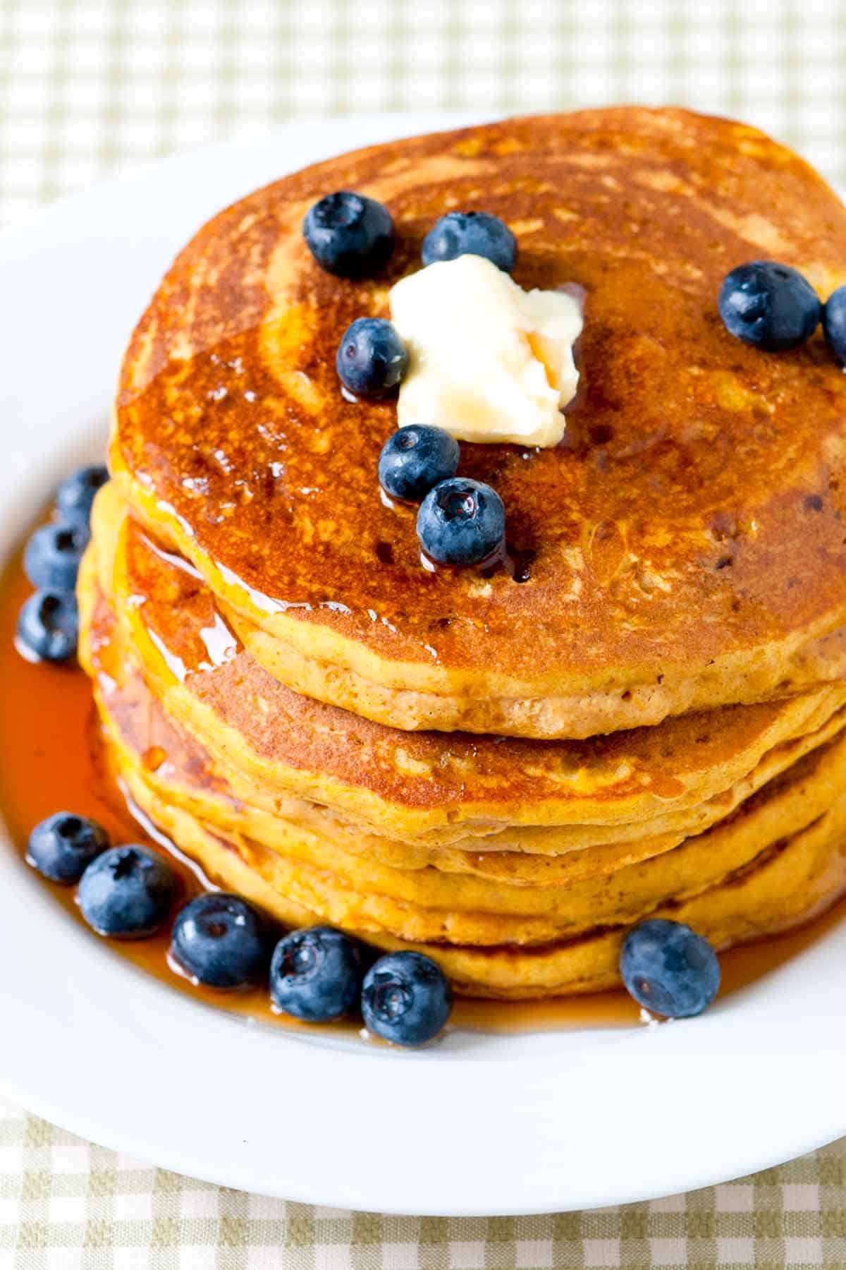 Easy Homemade Pumpkin Pancakes