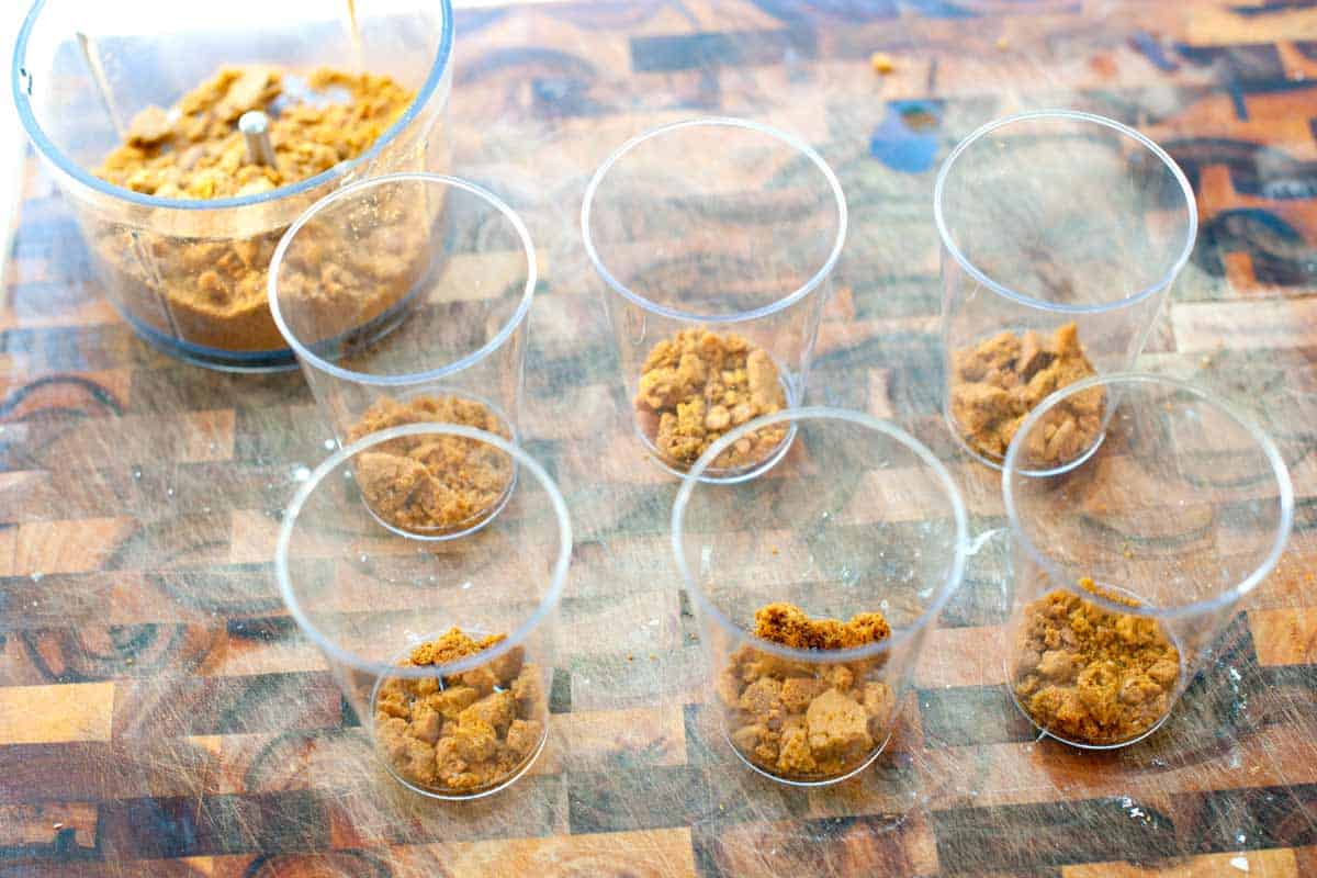 Pumpkin Ginger Mousse Parfaits Recipe Assembling the cups