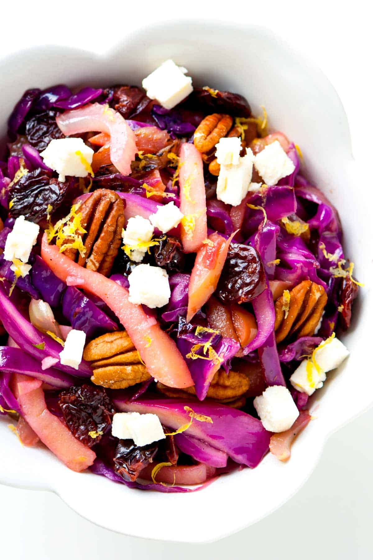 How to make warm apple and cabbage salad with pecans