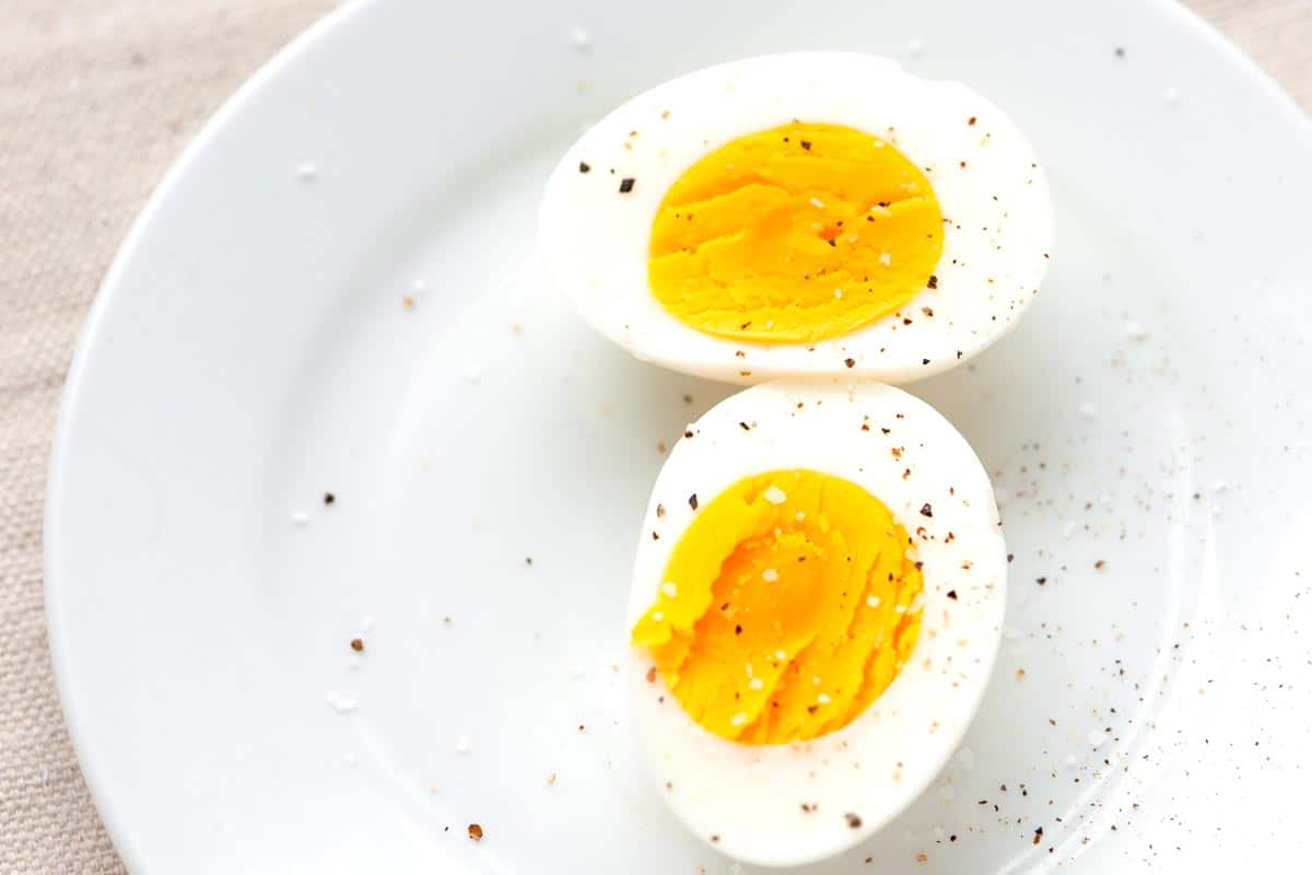 How to Hard Boil Eggs on the Stove Top - The Wooden Skillet