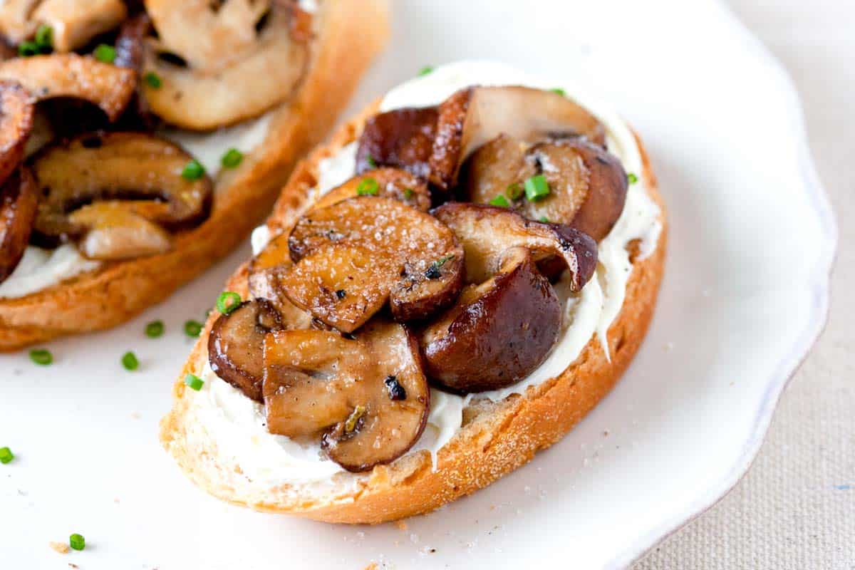 Sautéed Mushrooms and Truffle Salt Crostini Simple Mushroom Crostini