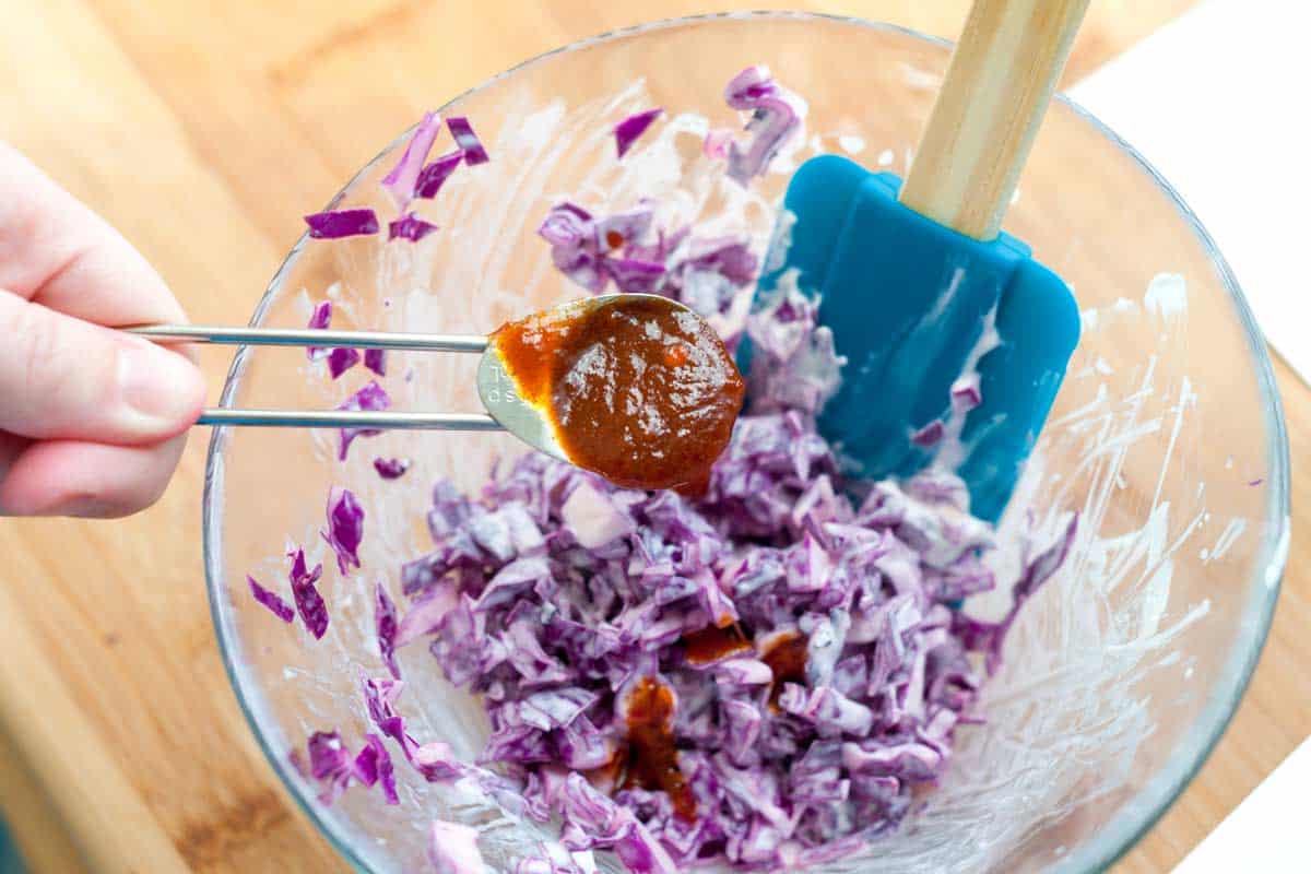 Spicy cabbage slaw