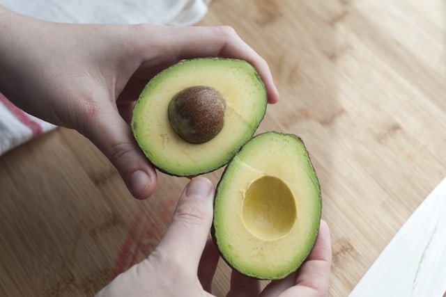 How to Pick and Store Avocados