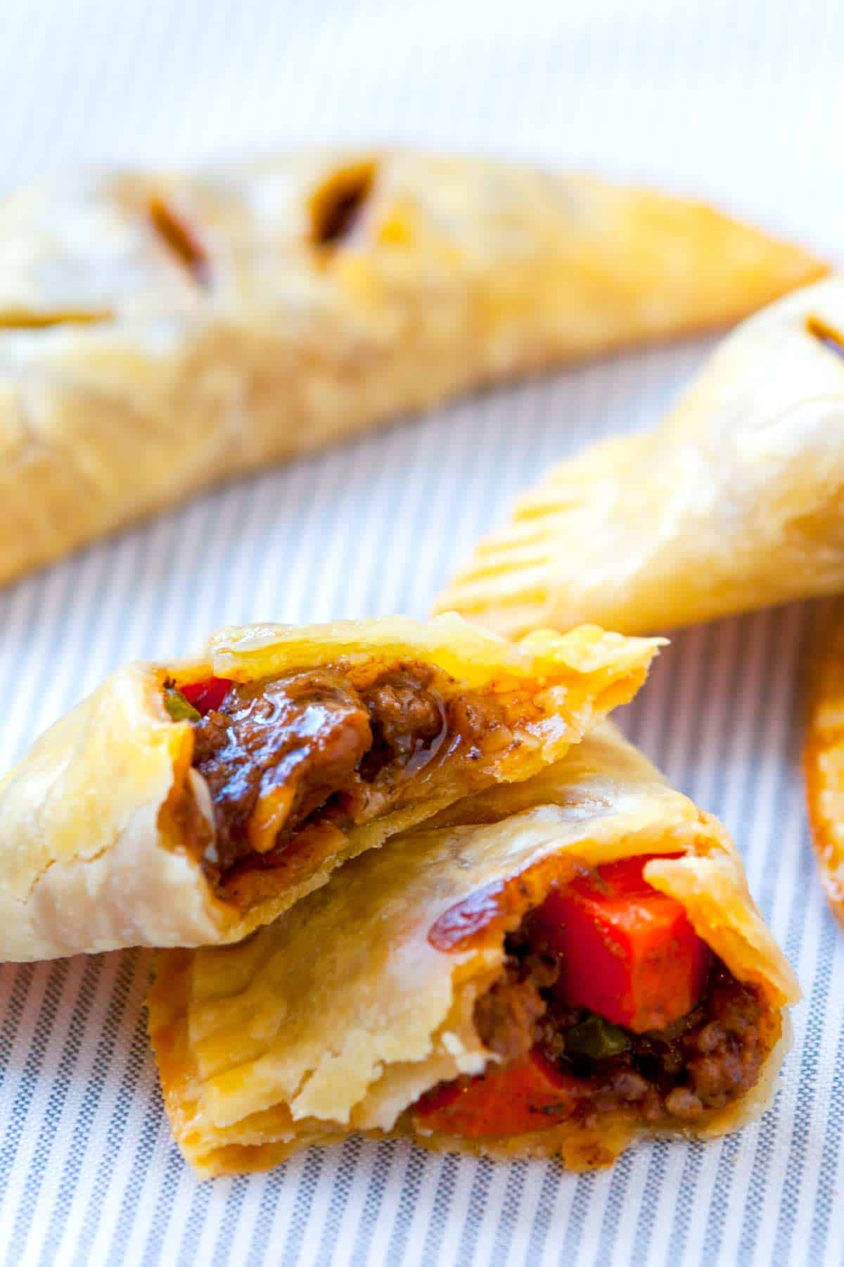 Mini Beef and Guinness Pies How to Make Mini Beef and Stout Beer Pies