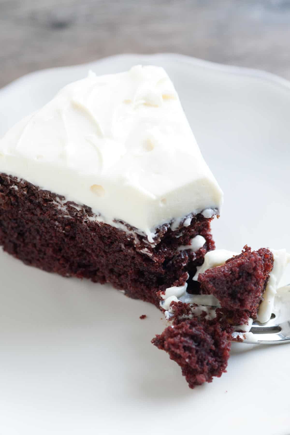 How to Make Chocolate Cake with Guinness Guinness Chocolate Cake with Creamy Cheese Frosting