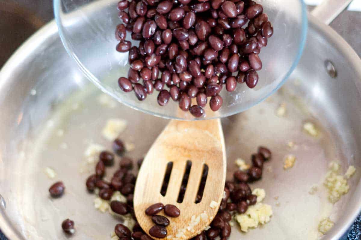 Cooking the black beans