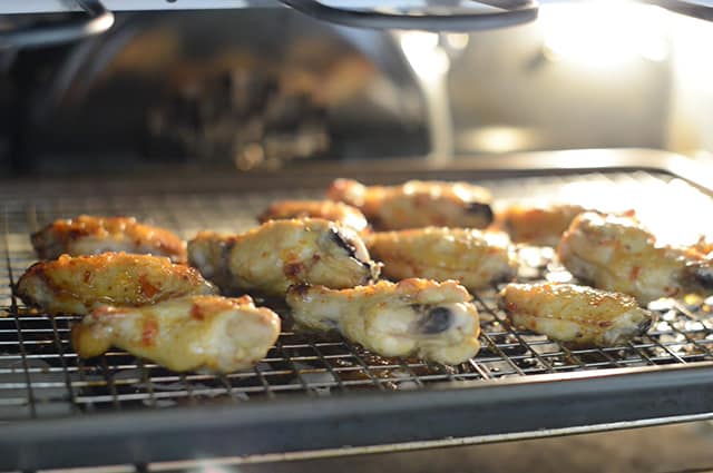 How to Make Sweet Chili Chicken Wings: Baking in the oven