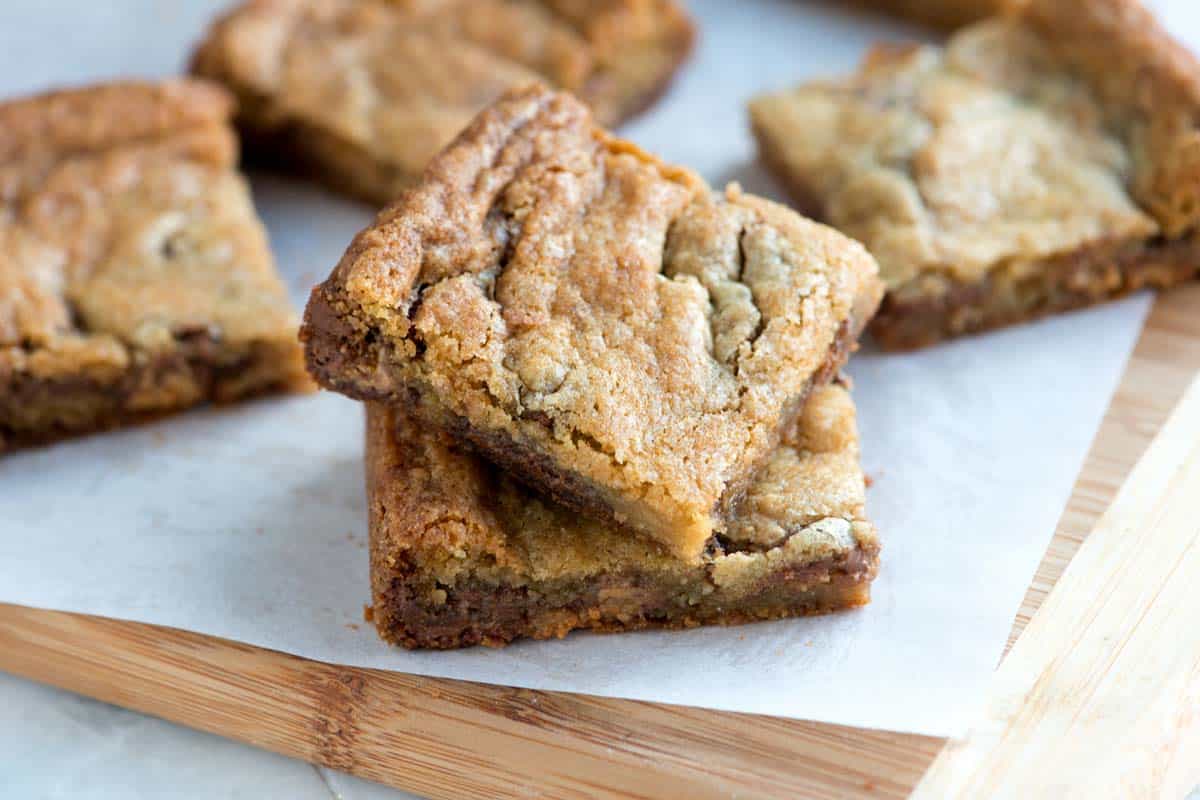 Easy Peanut Butter Cup Cookie Bars