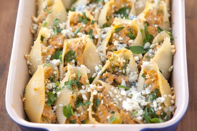 Buffalo Chicken Stuffed Shells