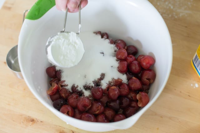 Making cherry pie filling