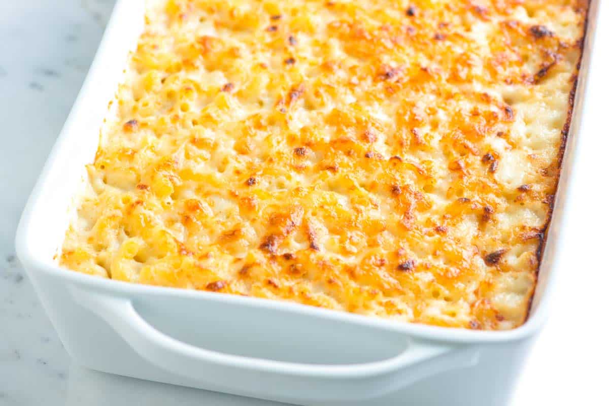 Easy Baked Mac and Cheese