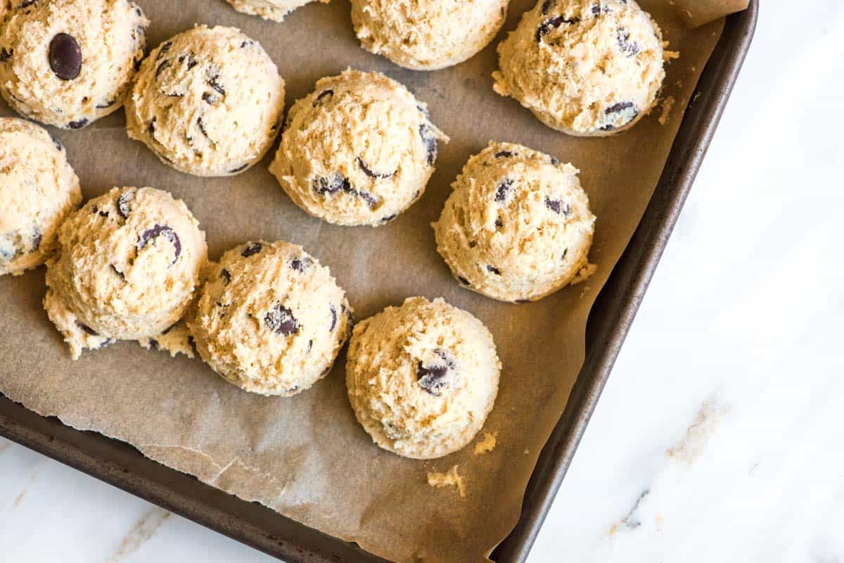 How to Make Crispy, Chewy Chocolate Chip Cookies: Freezing the cookie dough