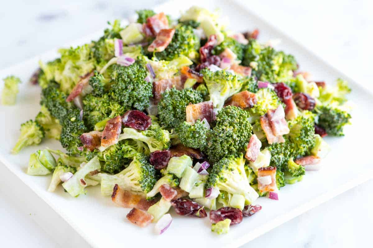 Easy Broccoli Salad Recipe with Bacon. 