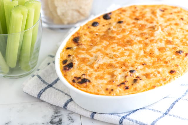 Cheesy Buffalo Chicken Dip Recipe