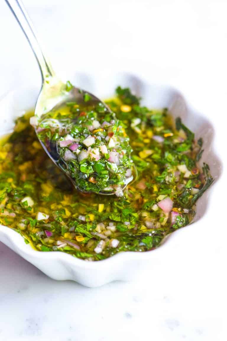 Salsa de chimichurri casera fácil - Las Recetas de JuJo