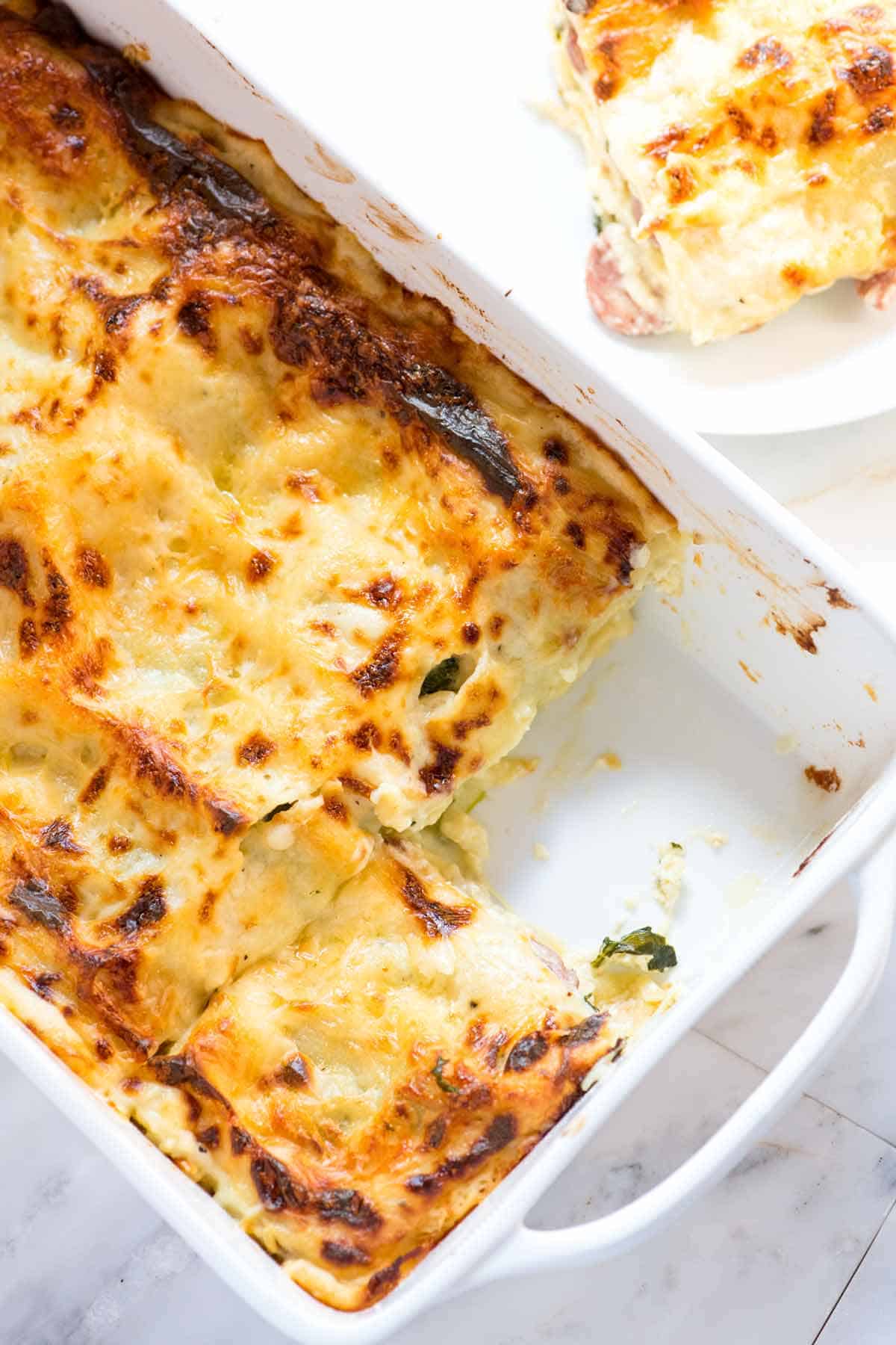 Cheesy Chicken Lasagna with Spinach 