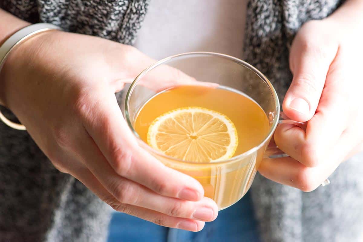 Easy Hot Toddy Recipe with Honey and Lemon