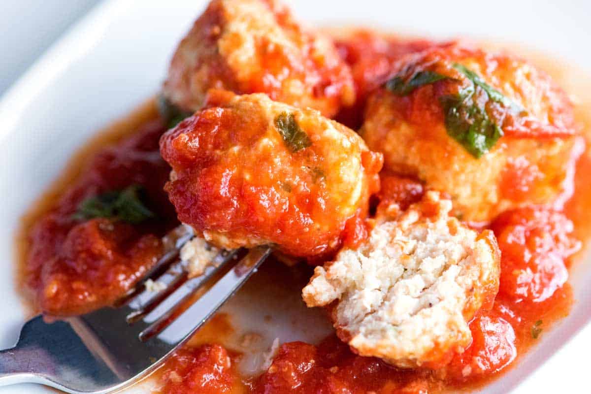 Cooked chicken meatballs