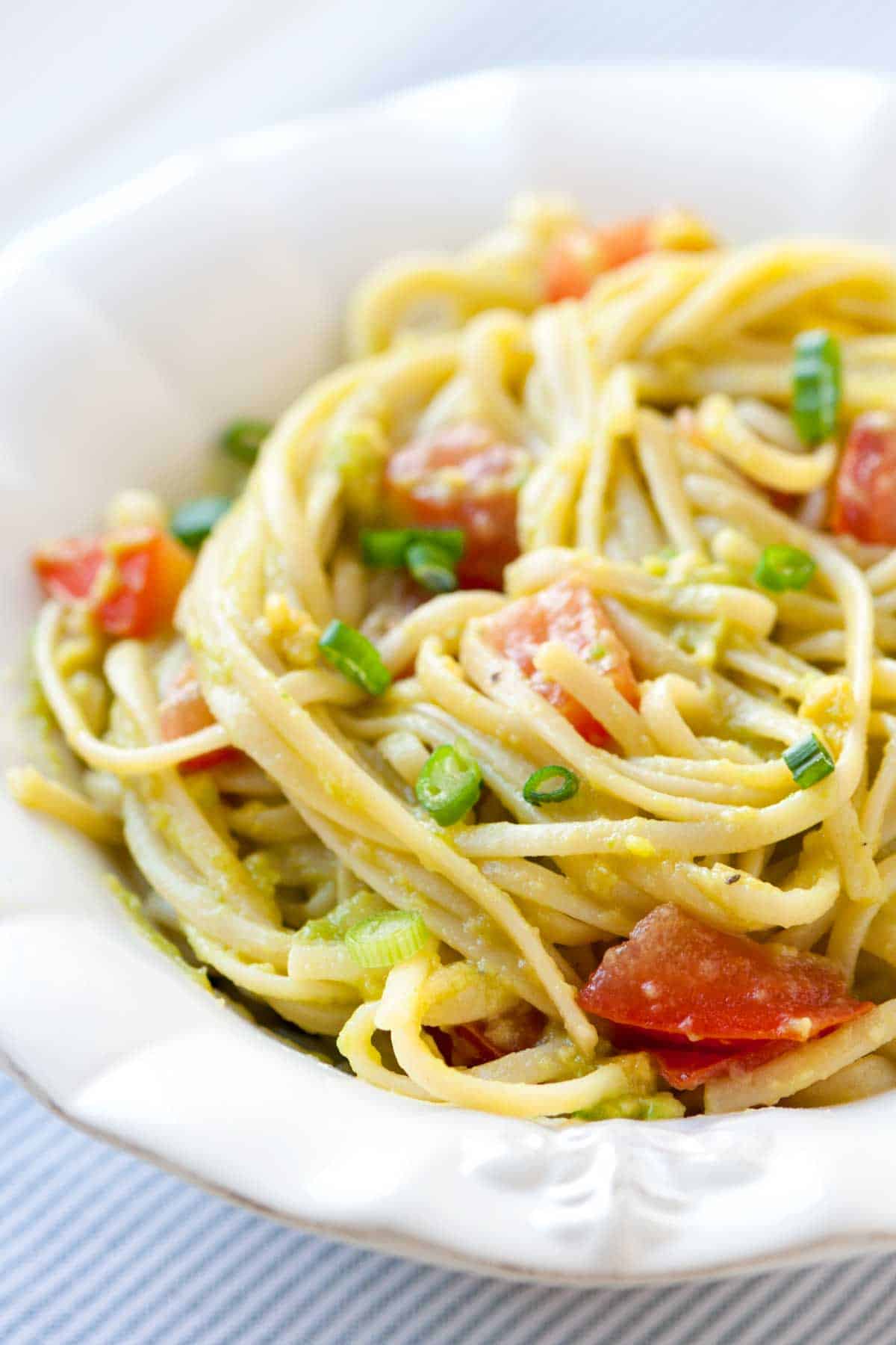 Quick and Easy Avocado Pasta- quick and easy dinner ideas you can make in 15 minutes