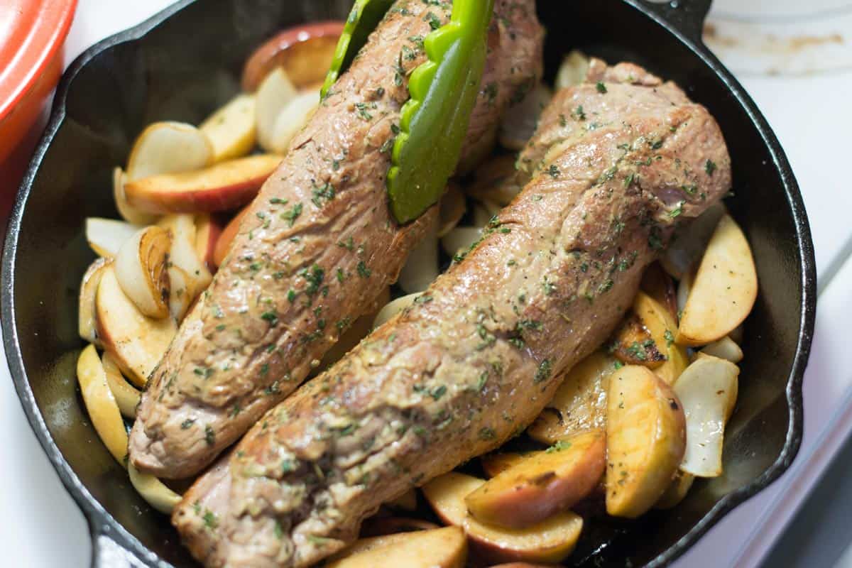 Cooking pork tenderloin in cast iron pan