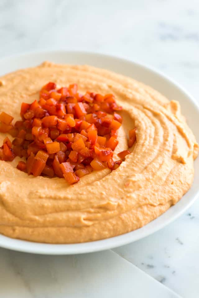 Roasted Red Pepper Hummus Recipe