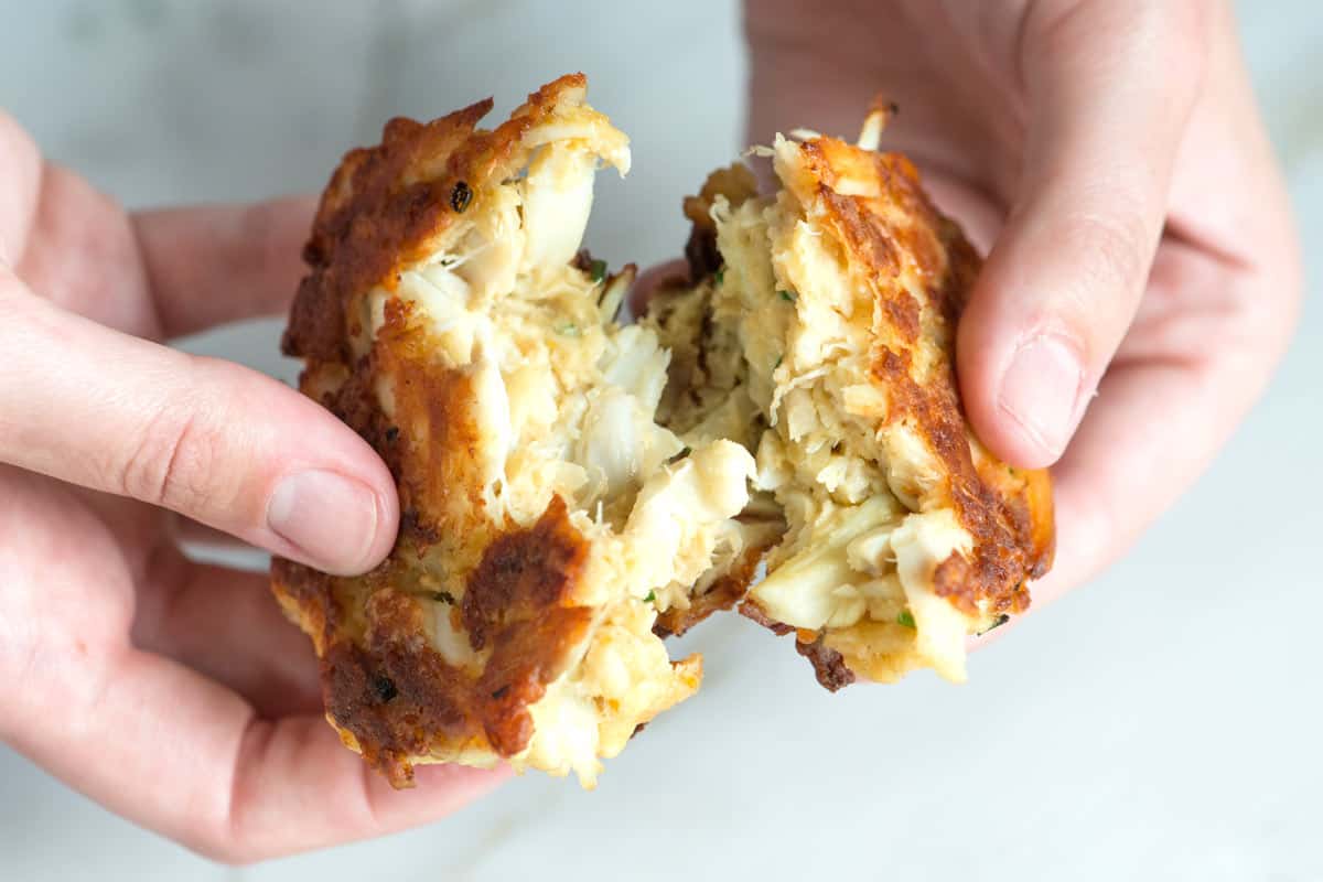 For the best crab cakes, make them Maryland-style