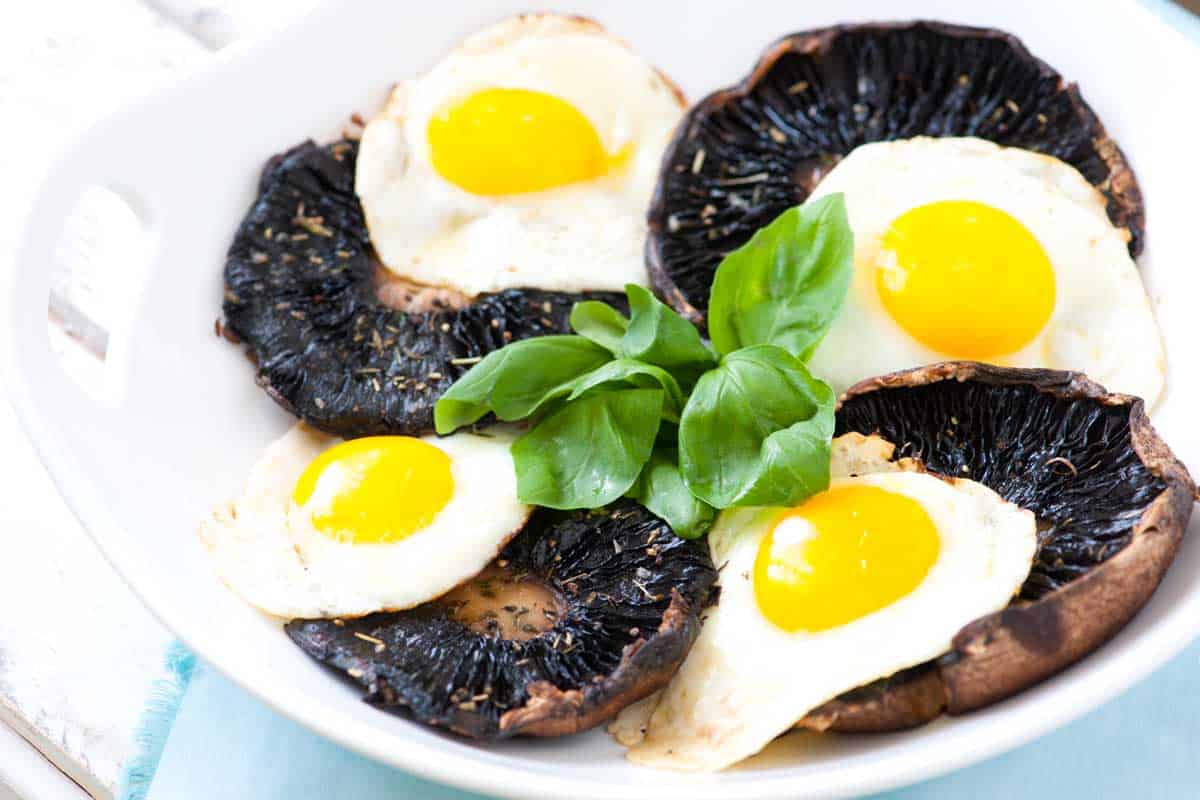 Easy Roasted Portobello Mushrooms with Eggs