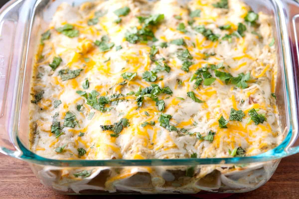 Easy Green Chicken Enchiladas Recipe