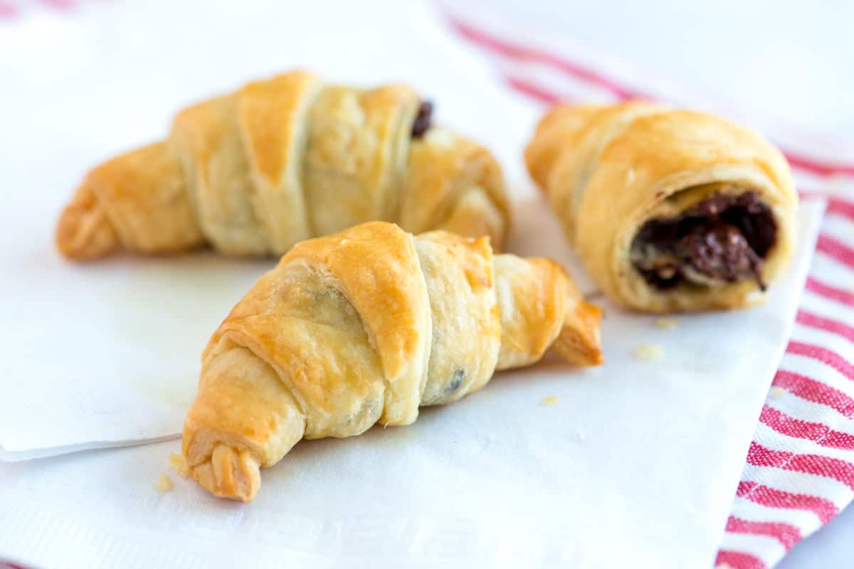 Easy, 30 Minute Chocolate Croissants