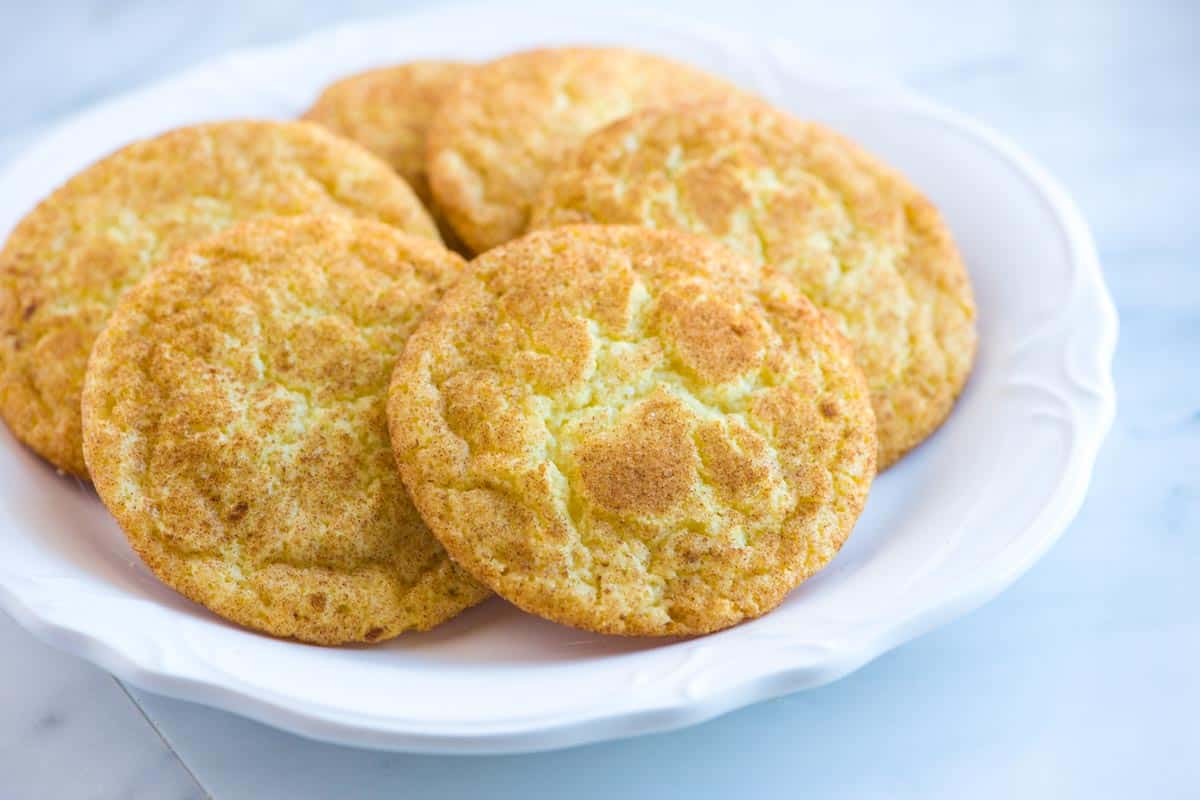 Easy Snickerdoodles