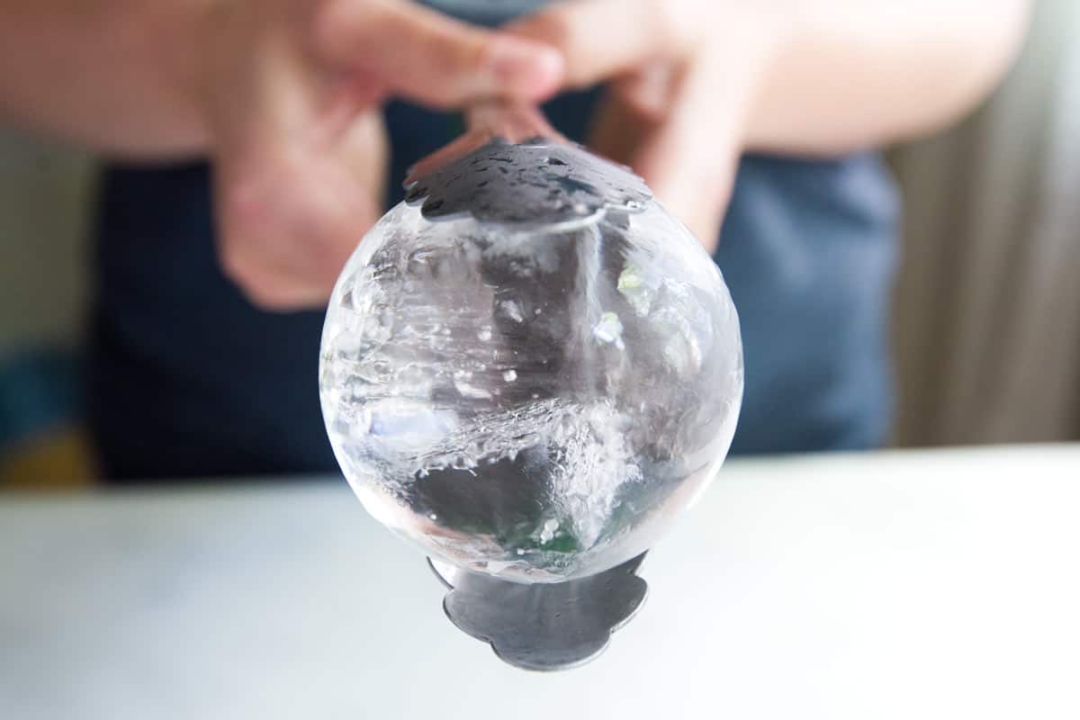 clear ice cubes for cocktails