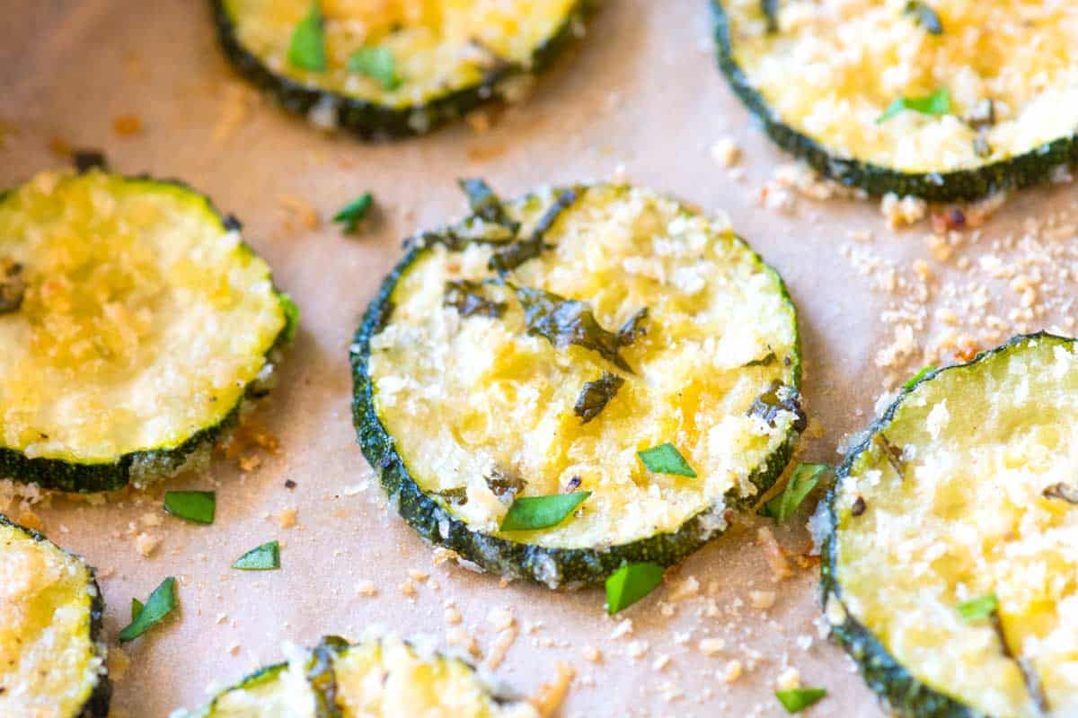 Parmesan Basil Baked Zucchini Chips