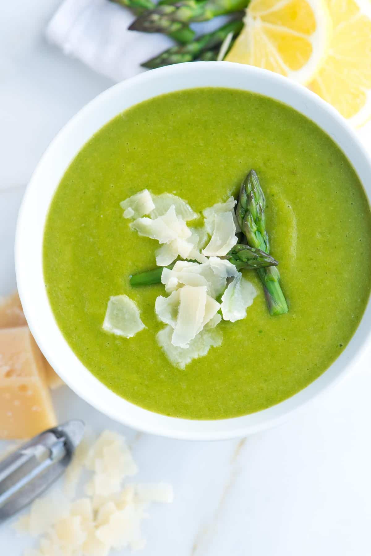 Creamy Asparagus Soup Without the Cream