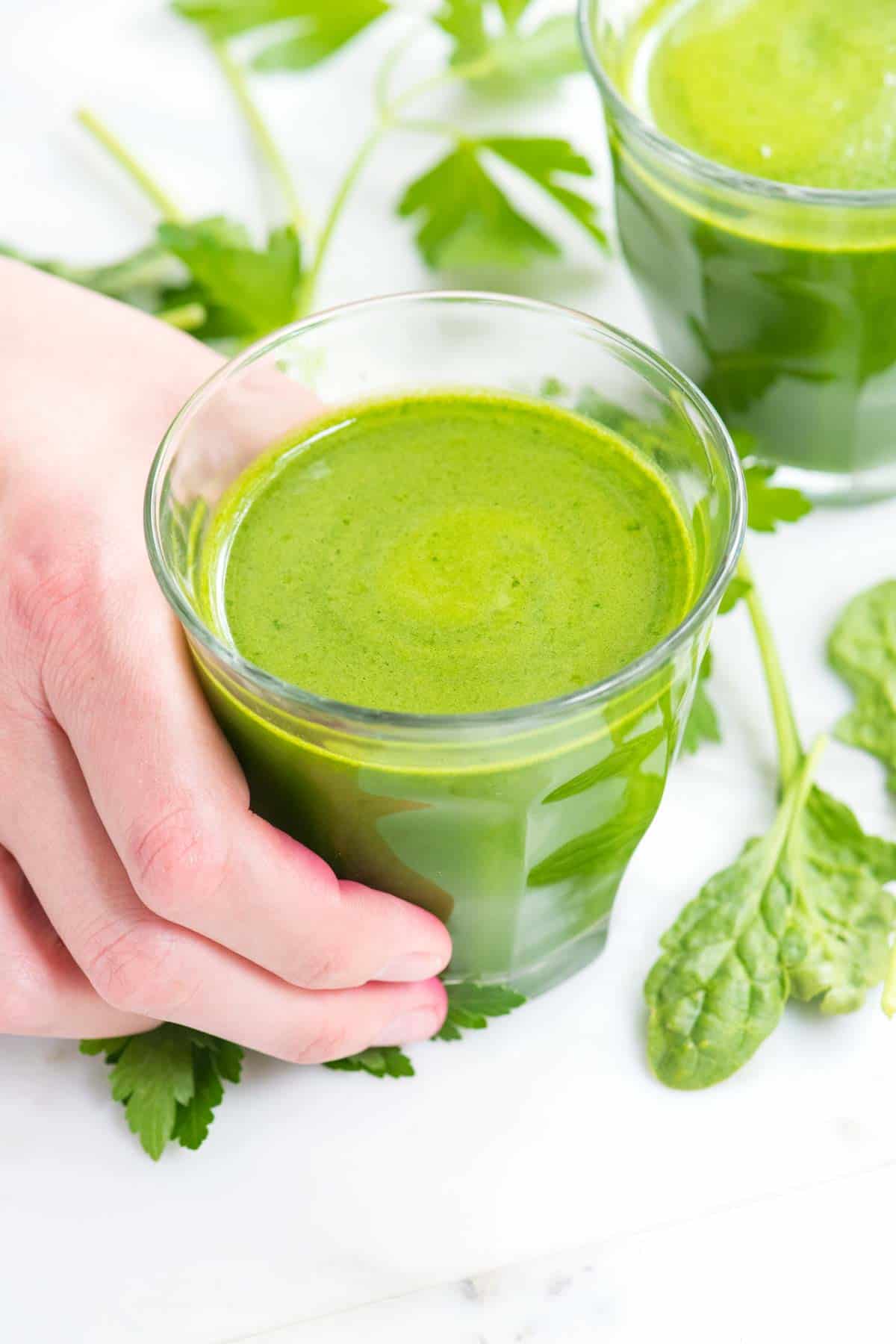 How To Make Green Juice in a Blender: Easy Recipe