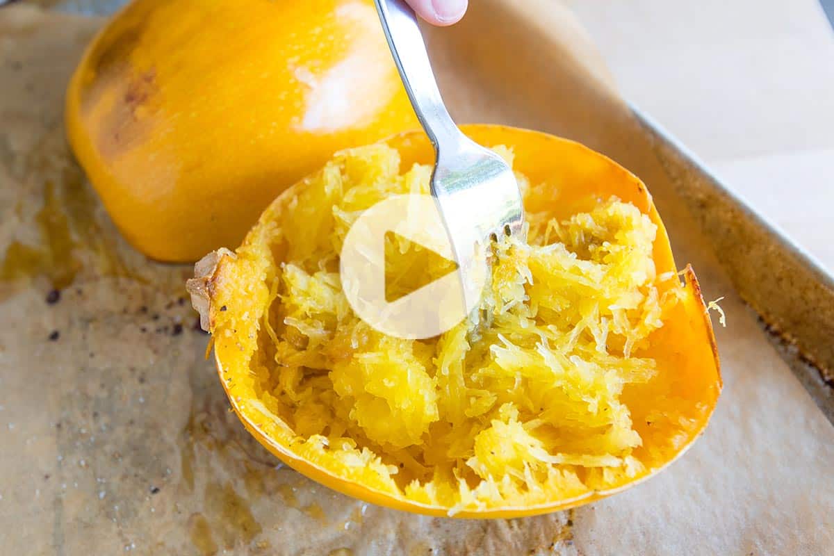 How to Cook Spaghetti Squash in the Oven or Microwave