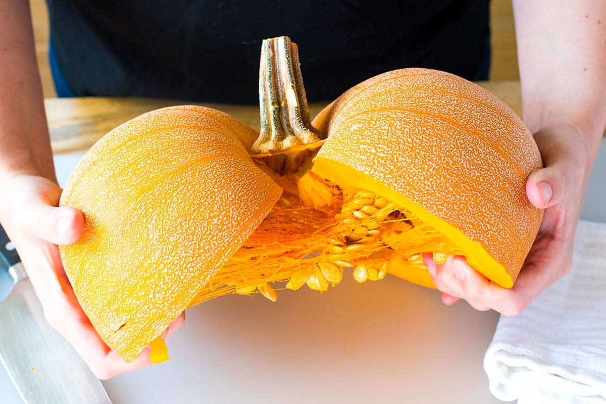 How to Cut a Baking Pumpkin