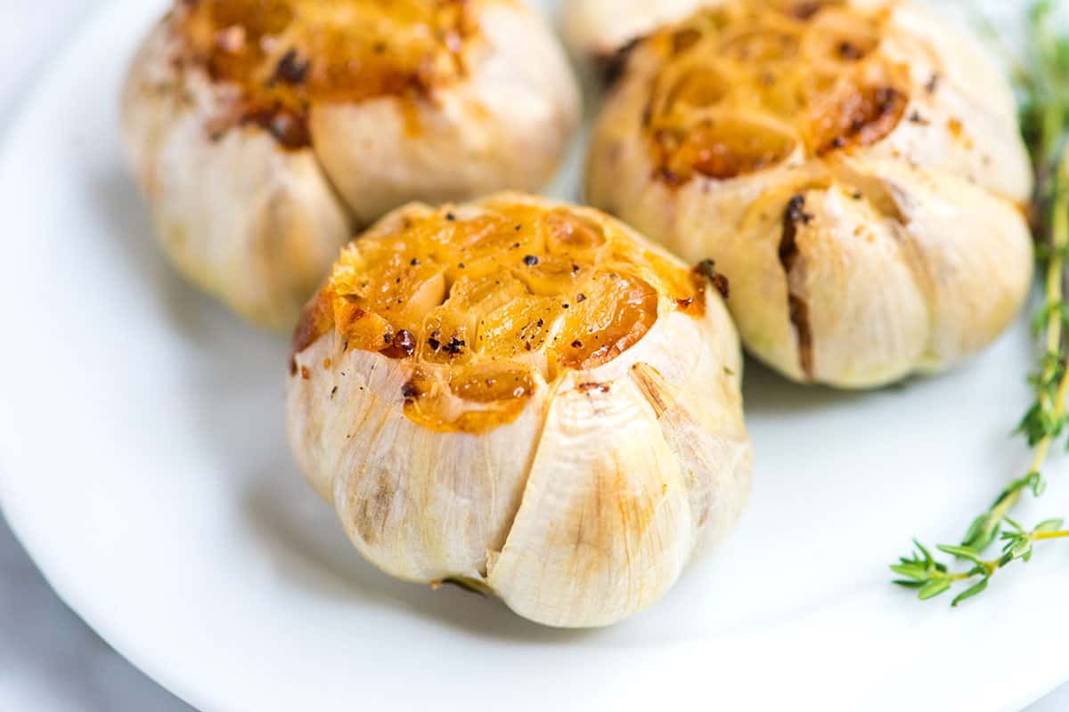 How to Roast Garlic and How to Store It