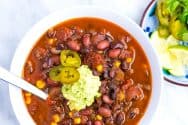 Utterly Delicious Chipotle Bean Chili Recipe