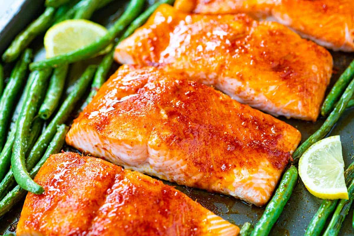Brown Sugar Baked Salmon Recipe with Green Beans Brown Sugar Baked Salmon Fillets