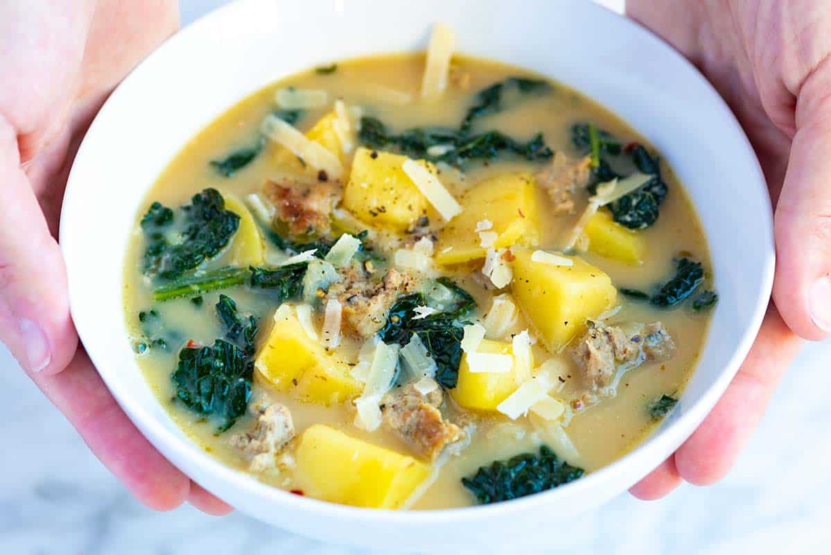 Receta fácil de sopa de salchicha y papa Sopa de papa con salchicha fácil