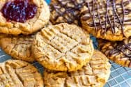 Easy Homemade Peanut Butter Cookies Recipe